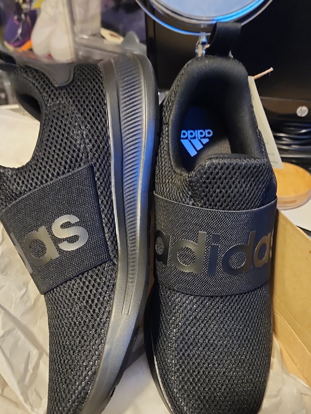 Size 9 Adidas MEN Black Slip-On Mesh Athletic Shoes